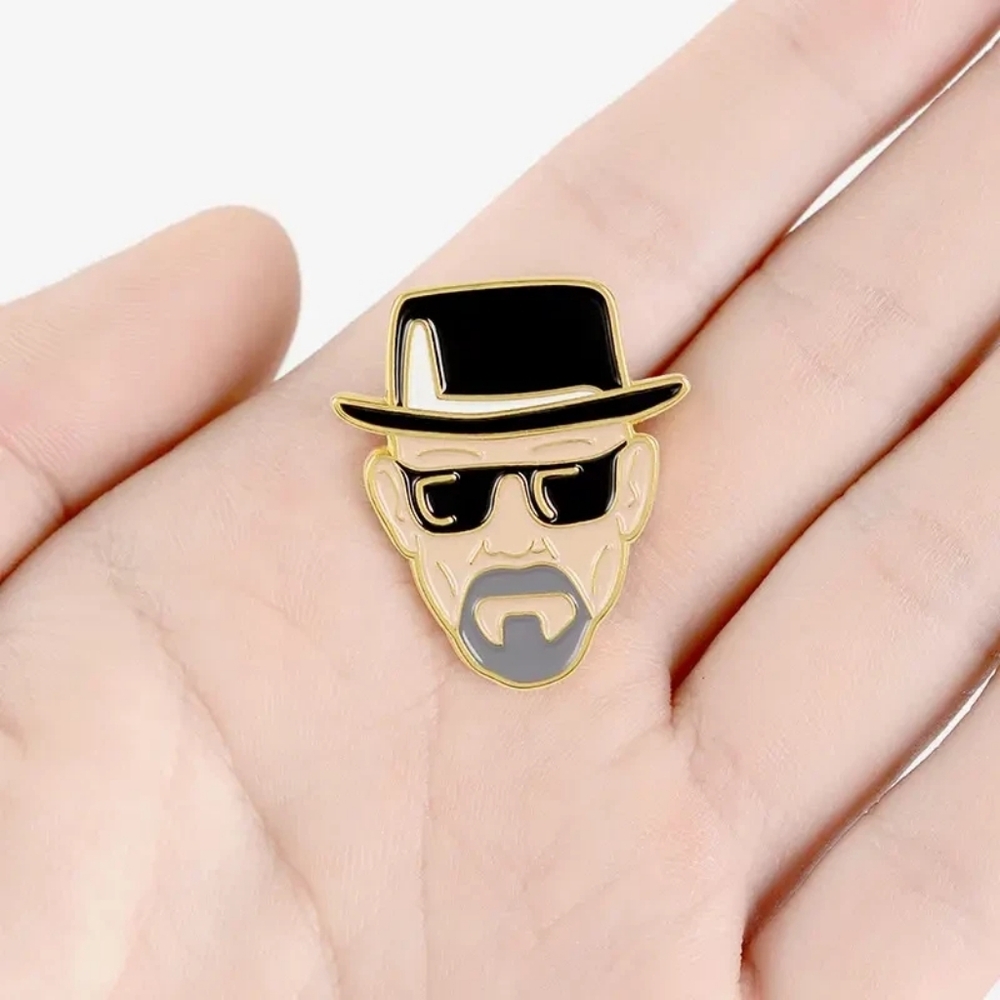 Walter White Heisenberg Breaking Bad Lapel Pin Brooch Enamel Metal Collectible - Picture 3 of 3